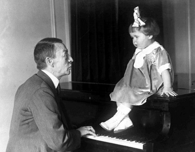 What Rachmaninoff Taught Pianists in 1910—and Why It Still Matters