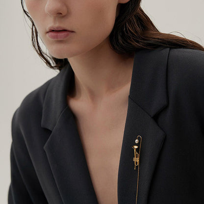 18K Gold-Plated Trumpet Brooch with Pearl