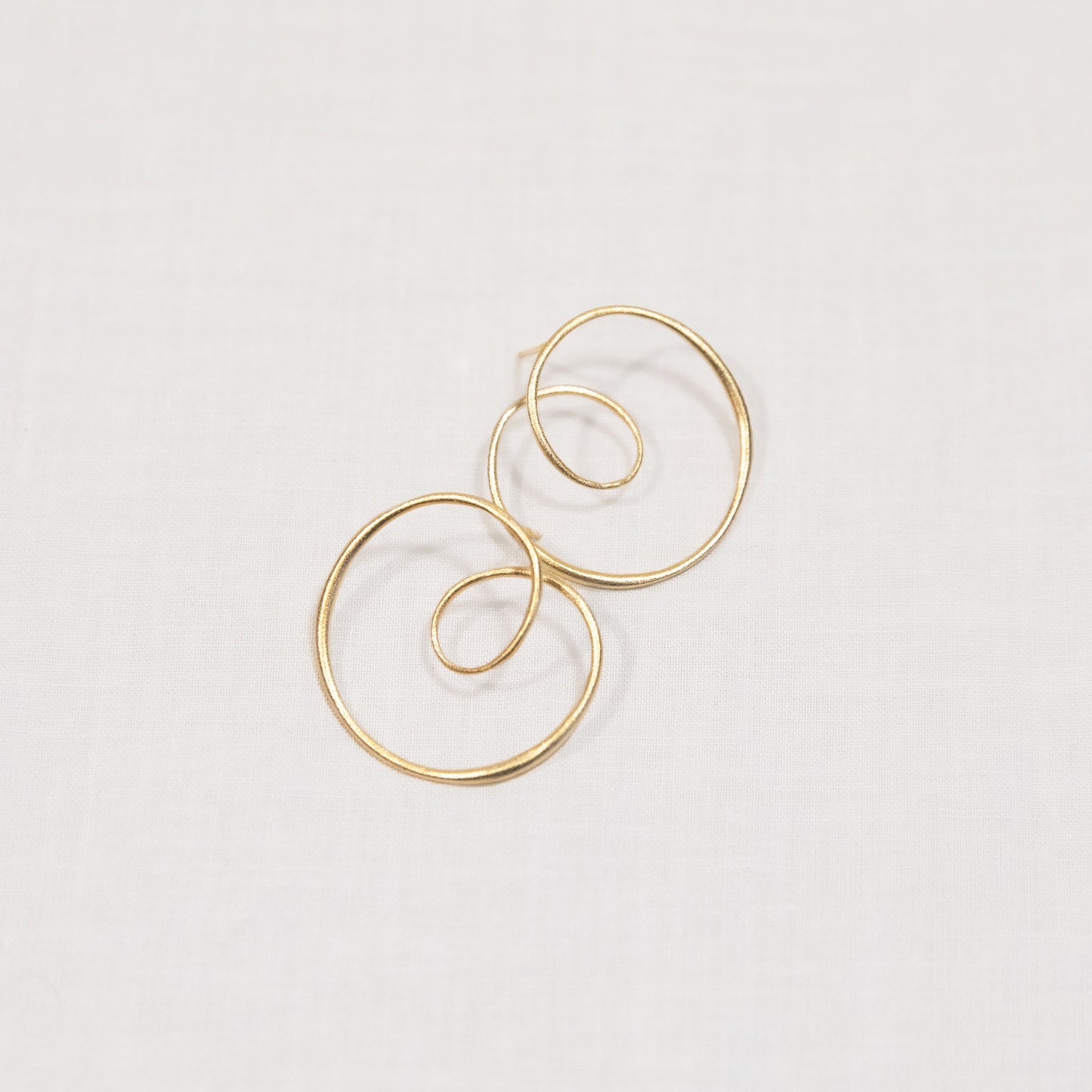 18k gold Debussy Prelude Loop Earrings