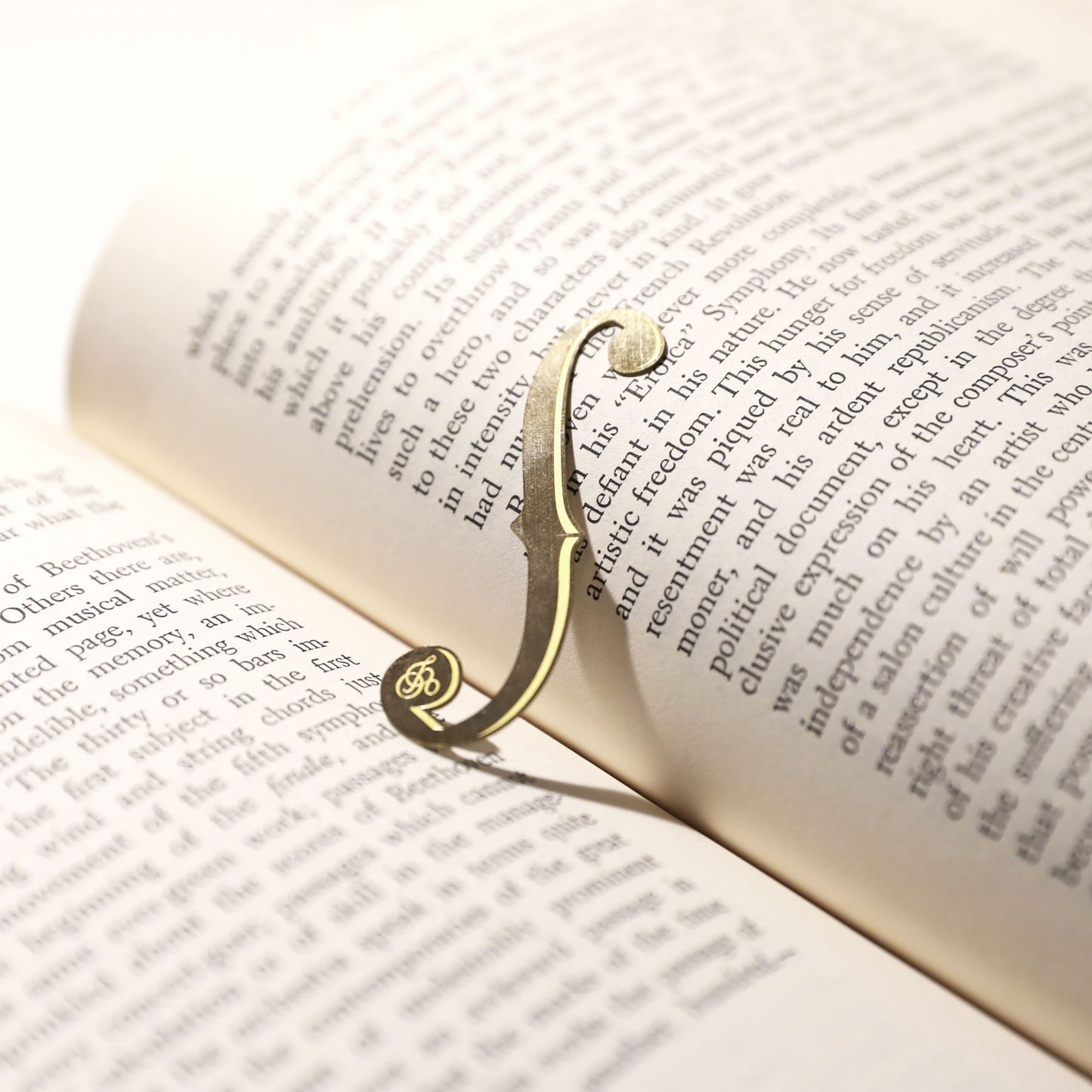 Violin violinst viola cello f-hole brass bookmark